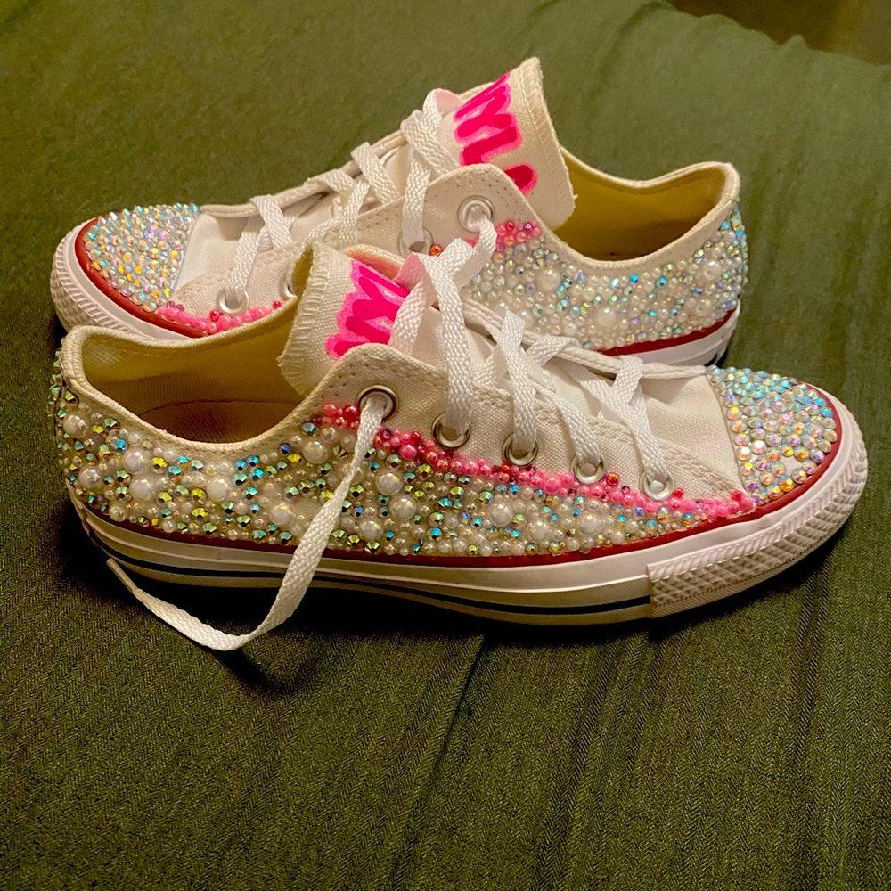 Converse Cristal custom low shoes size 4 youth